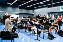 Stanley Clarke speaks with students